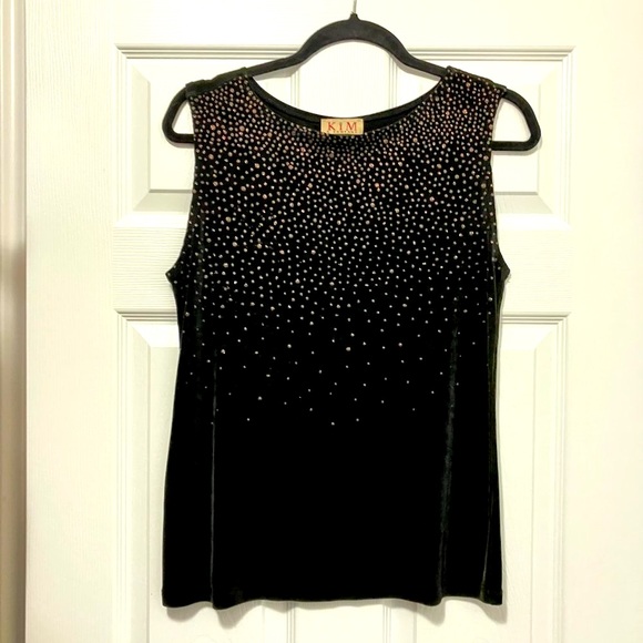 ⭐️2/$30⭐️ Glittery 2 piece cardigan & tank set, Kim & Co, size M - Picture 2 of 8